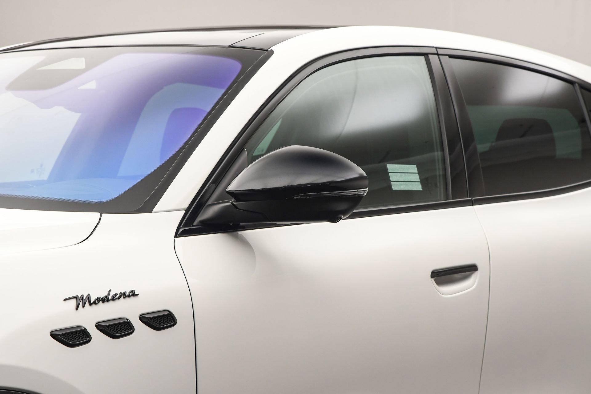 New 2025 Maserati Grecale Modena image 11