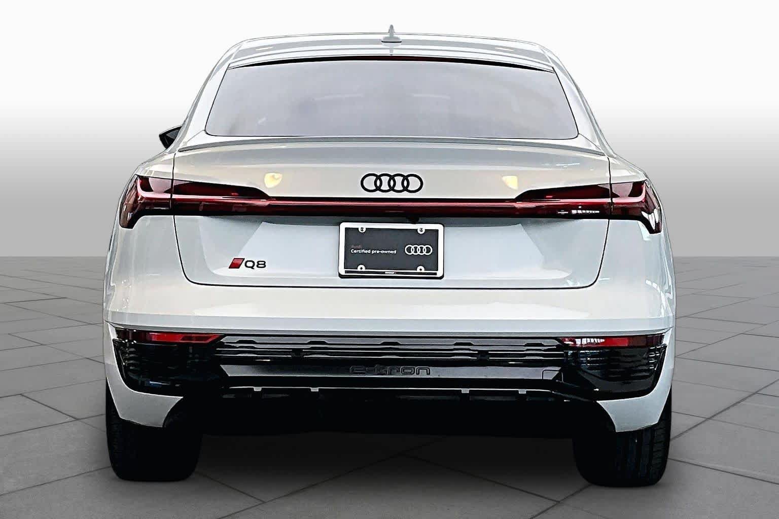 Certified 2024 Audi Q8 e-tron Prestige w/ Prestige Package AWD/4WD image 4