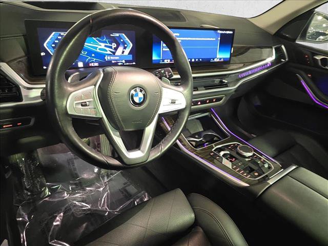 Used 2024 BMW X7 xDrive40i w/ Premium Package AWD/4WD image 18