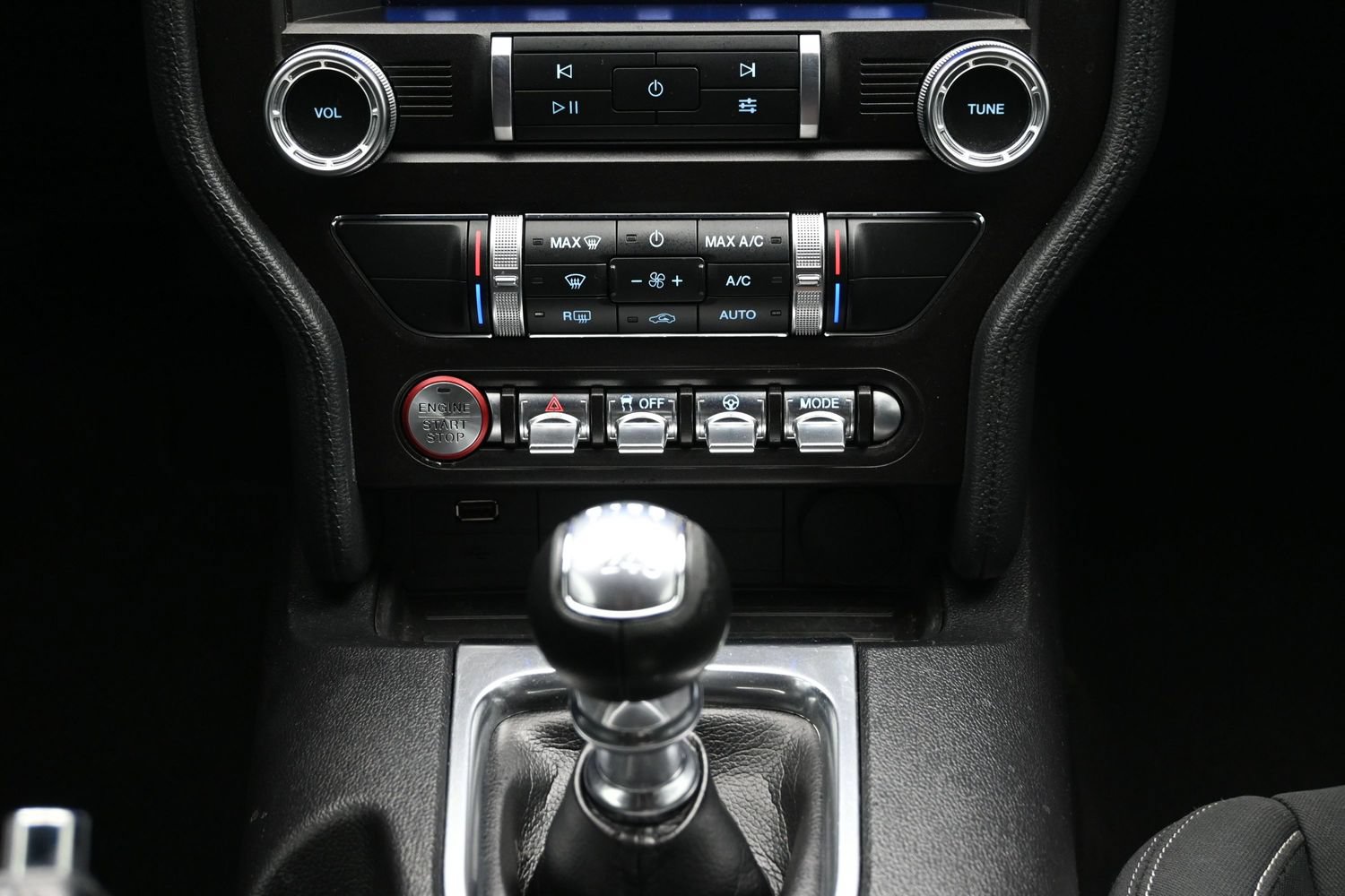 Used 2020 Ford Mustang GT w/ Equipment Group 301A RWD image 35