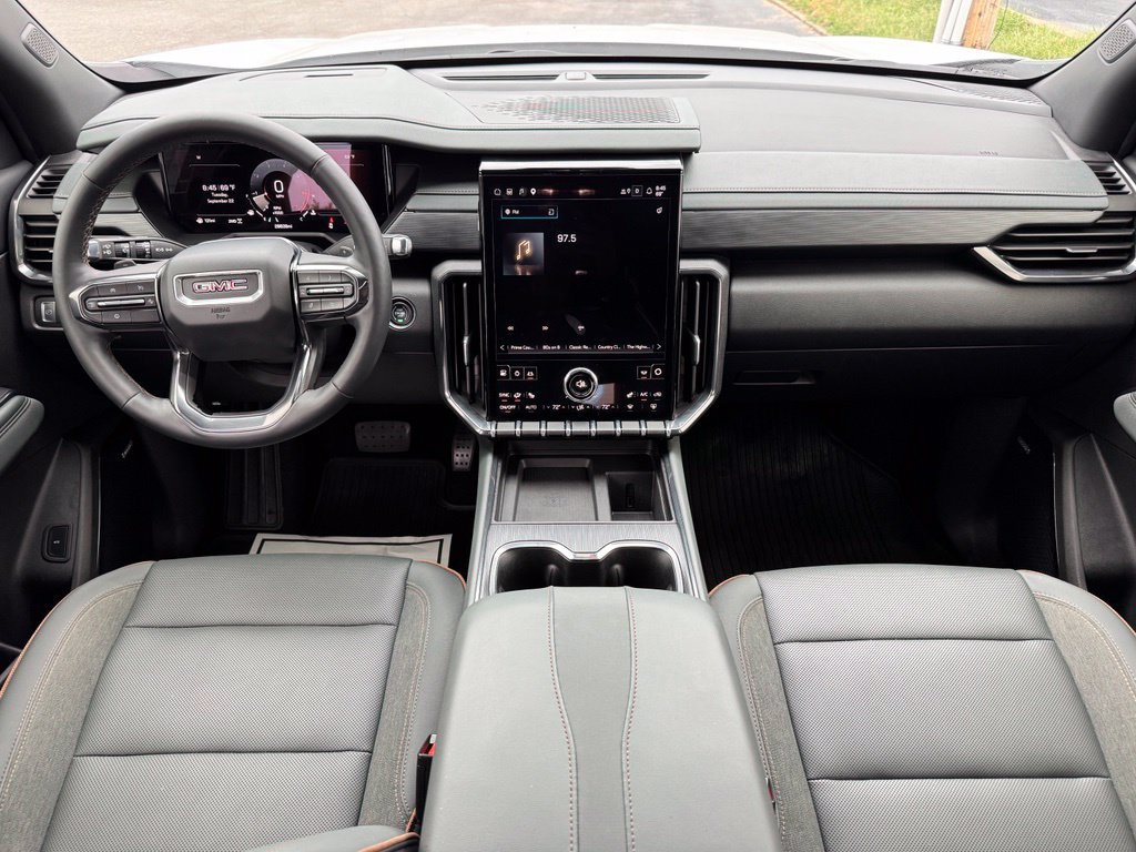 Used 2025 GMC Acadia AT4 w/ LPO, Floor Liner Package AWD/4WD image 20