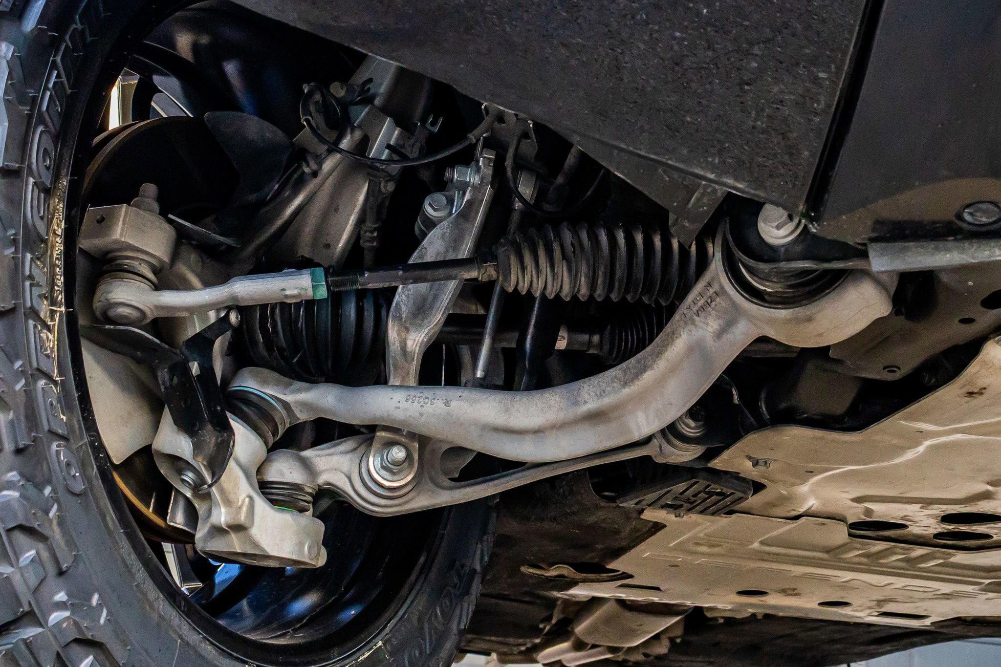 Used 2023 Land Rover Defender 110 V8 image 13