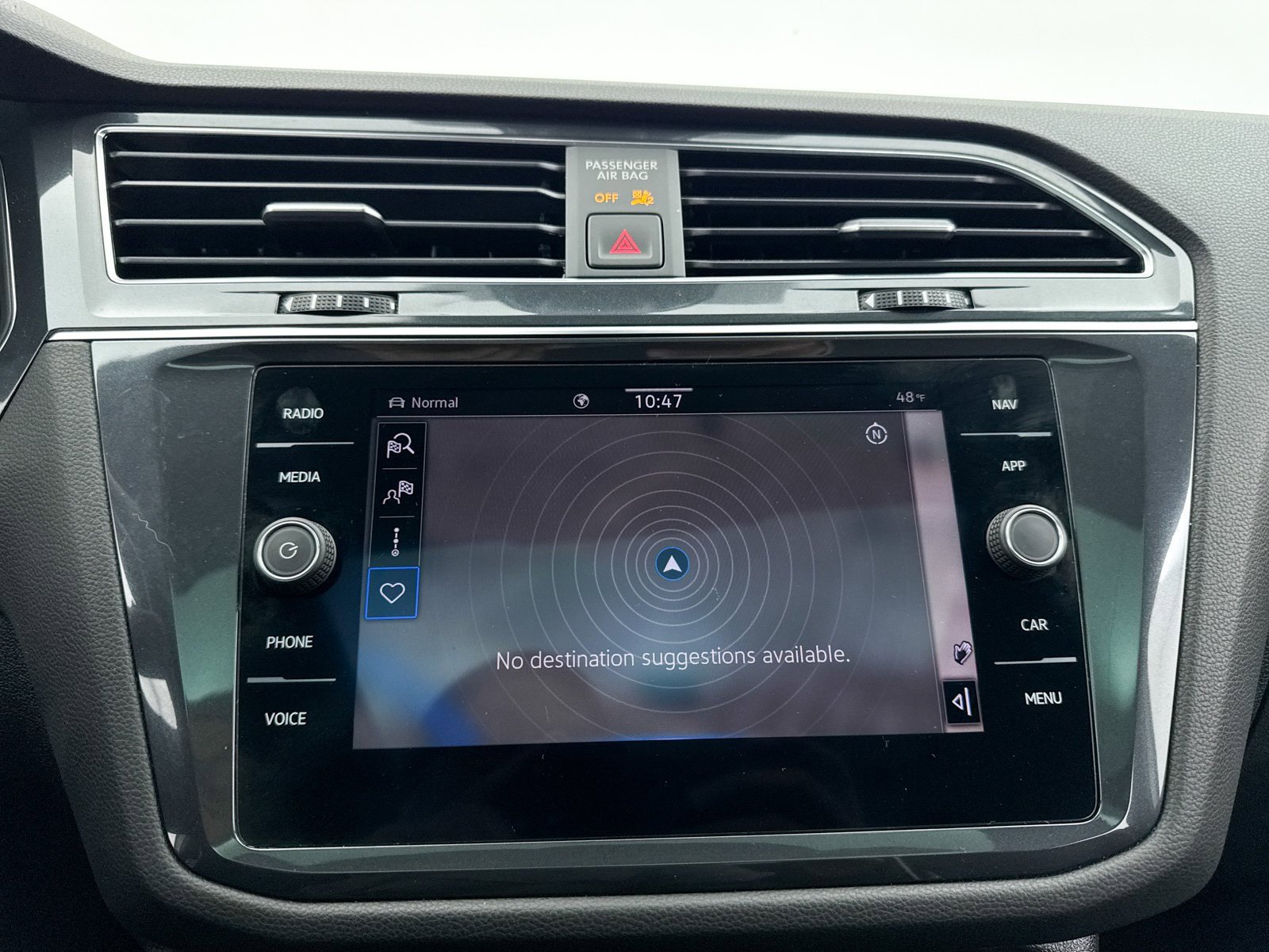 Used 2022 Volkswagen Tiguan SEL R-Line image 28