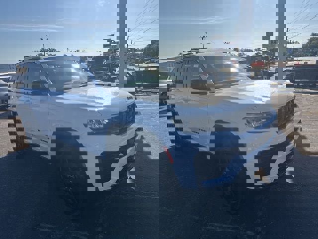 New 2026 Jeep Grand Cherokee Altitude RWD image 1