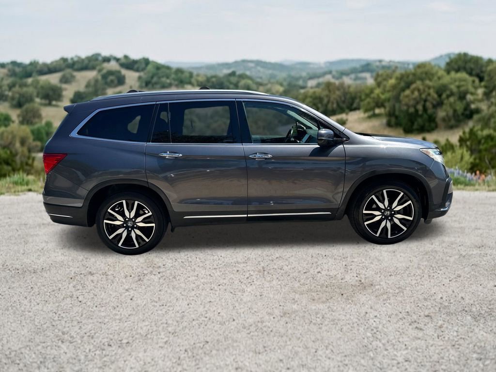 Used 2019 Honda Pilot Touring image 12