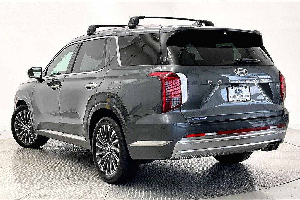 Used 2023 Hyundai Palisade Calligraphy w/ Cargo Package image 12
