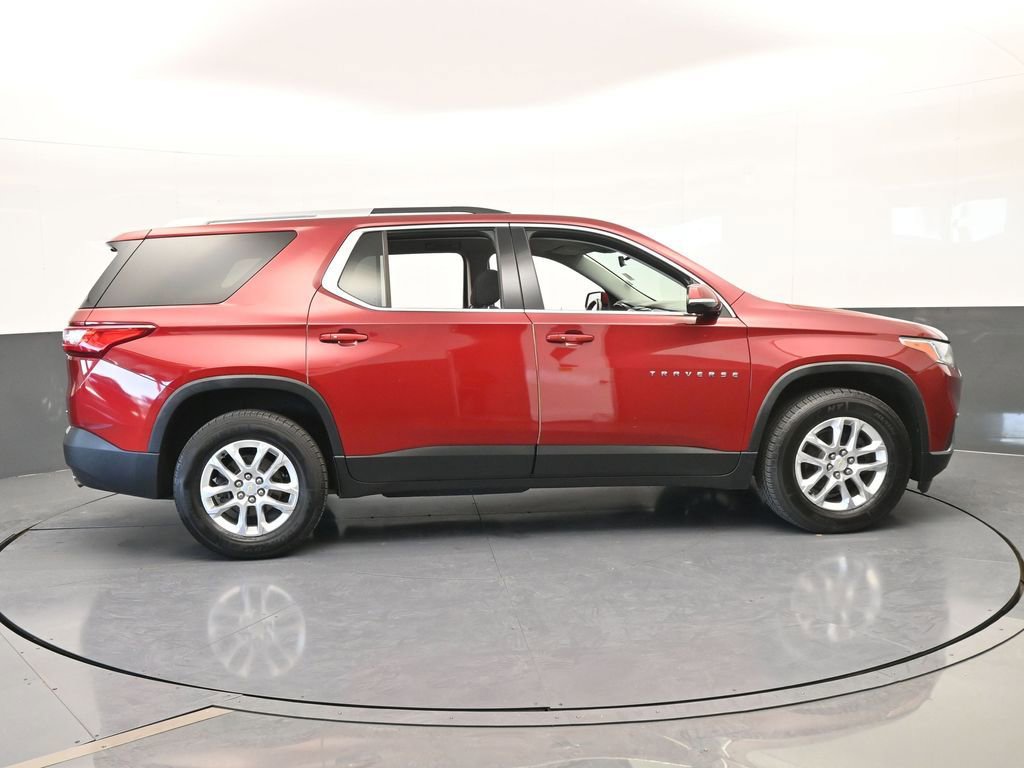 Used 2018 Chevrolet Traverse LT image 7