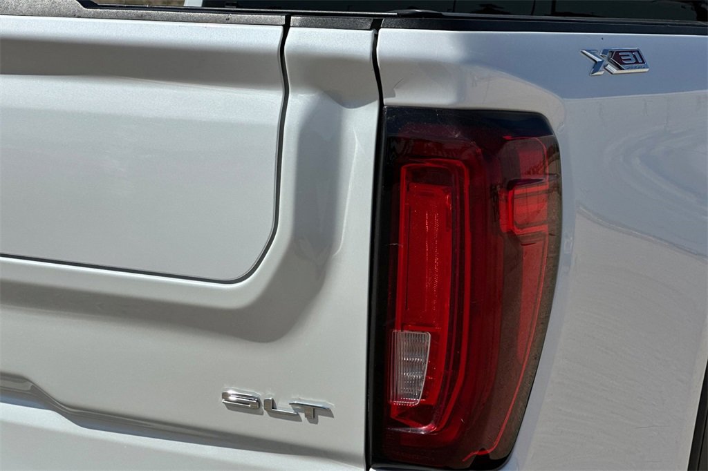 Used 2023 GMC Sierra 1500 SLT w/ SLT Premium Package image 29