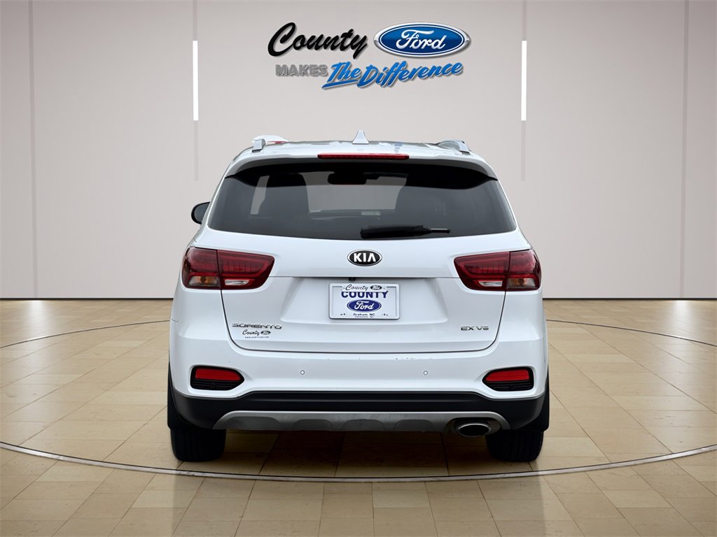 Used 2019 Kia Sorento EX image 11
