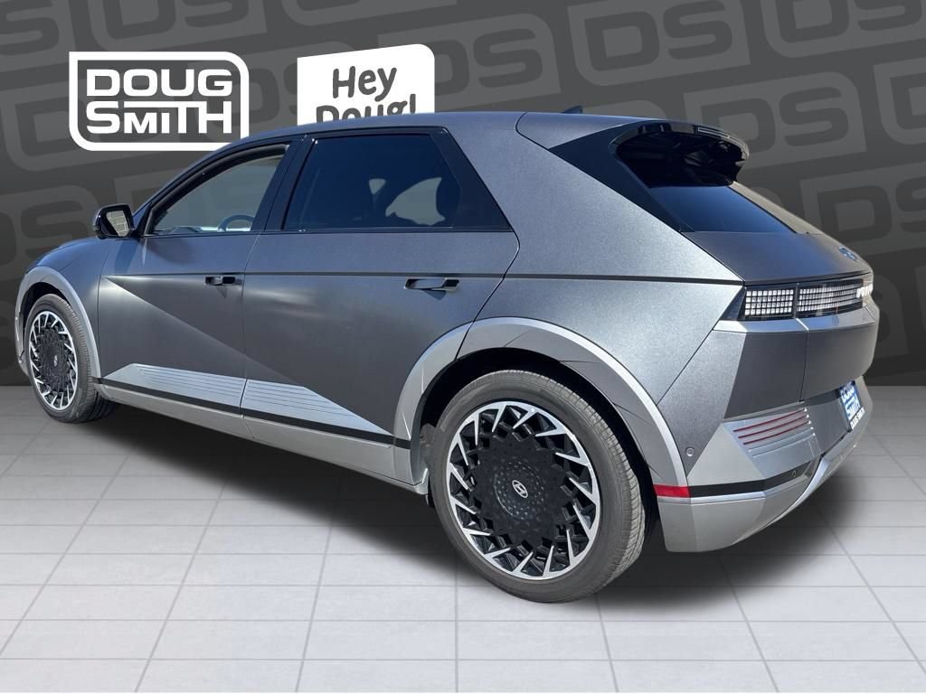 Used 2023 Hyundai Ioniq 5 Limited w/ Cargo Package AWD/4WD image 3