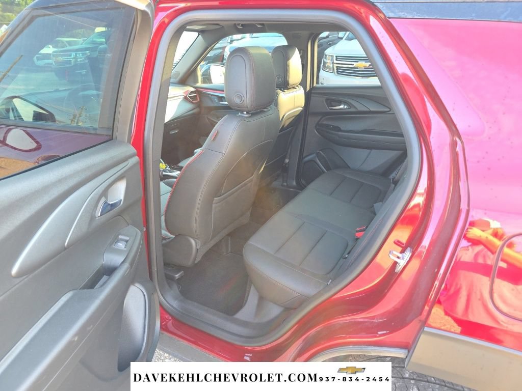 Used 2025 Chevrolet TrailBlazer RS w/ Convenience Package AWD/4WD image 21