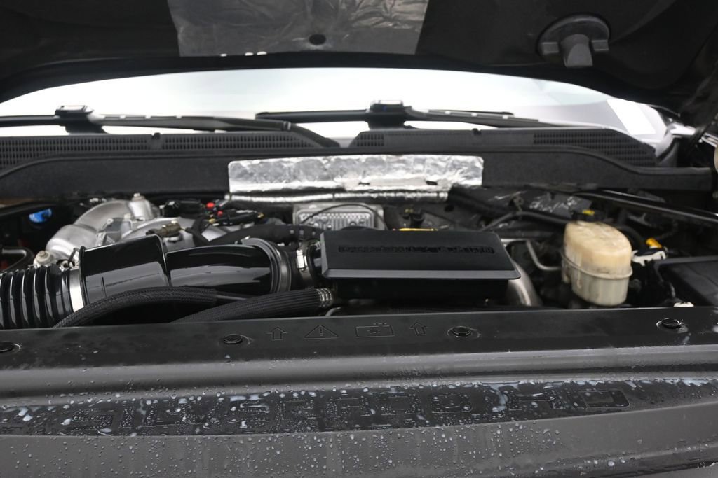 Used 2017 Chevrolet Silverado 2500 LT w/ Midnight Edition AWD/4WD image 16