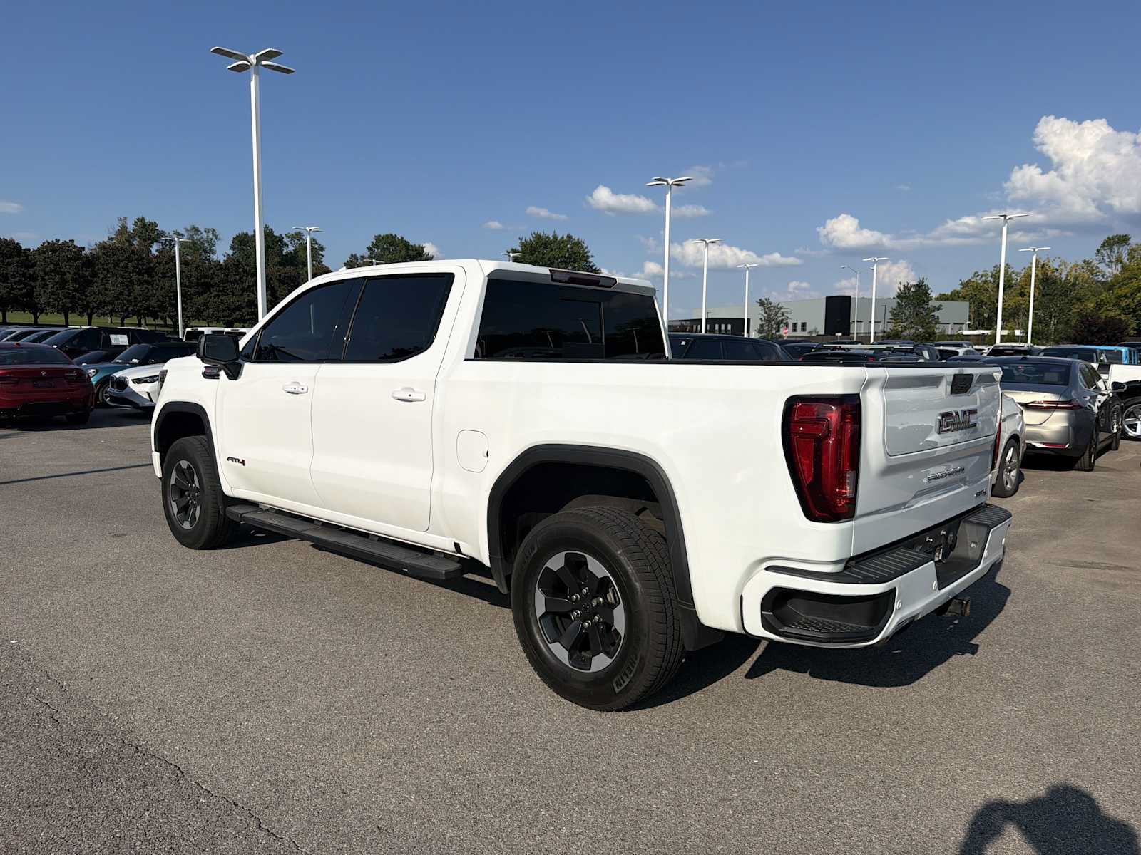 Used 2019 GMC Sierra 1500 AT4 w/ AT4 Premium Package AWD/4WD image 8