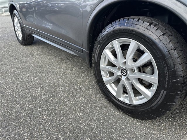 Used 2020 Nissan Rogue SV image 11