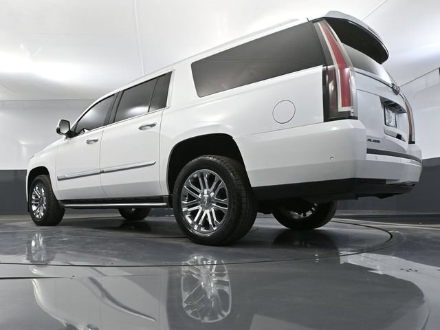 Used 2017 Cadillac Escalade ESV 4WD image 55