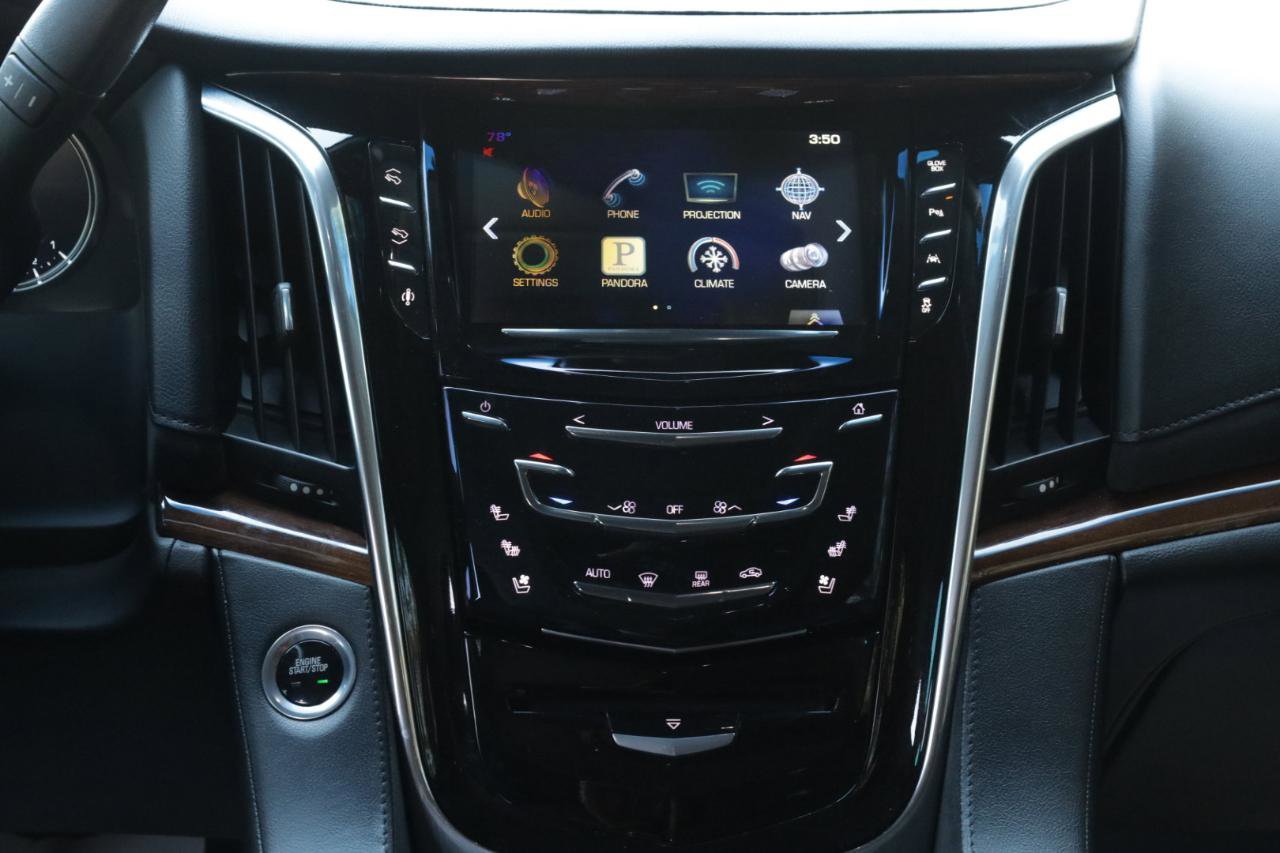 Used 2016 Cadillac Escalade Luxury image 11