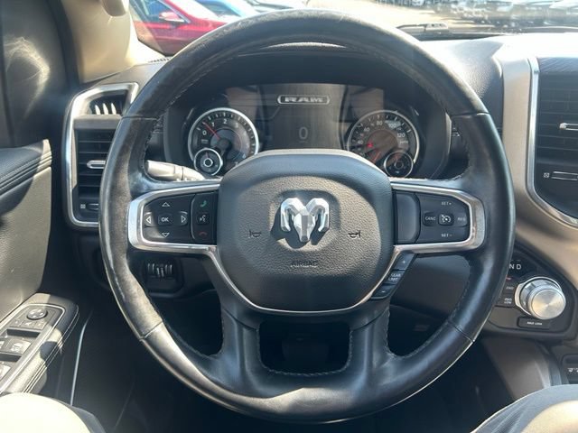Used 2019 RAM 1500 Laramie AWD/4WD image 16