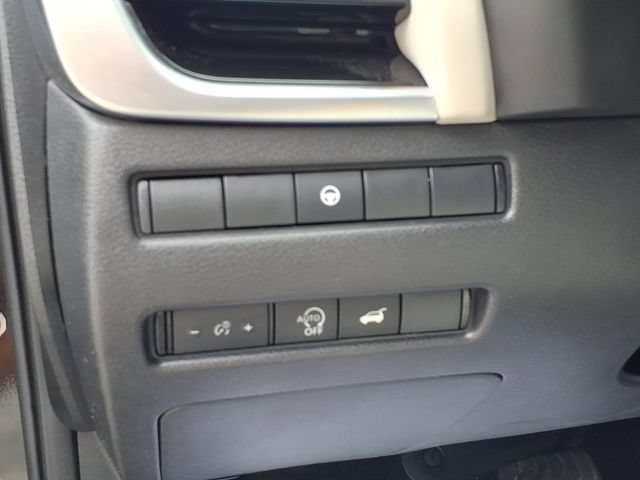 Certified 2023 Nissan Rogue SL w/ SL Premium Package AWD/4WD image 19