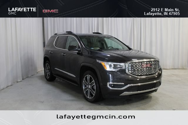Used 2017 GMC Acadia Denali w/ Technology Package FWD image 1