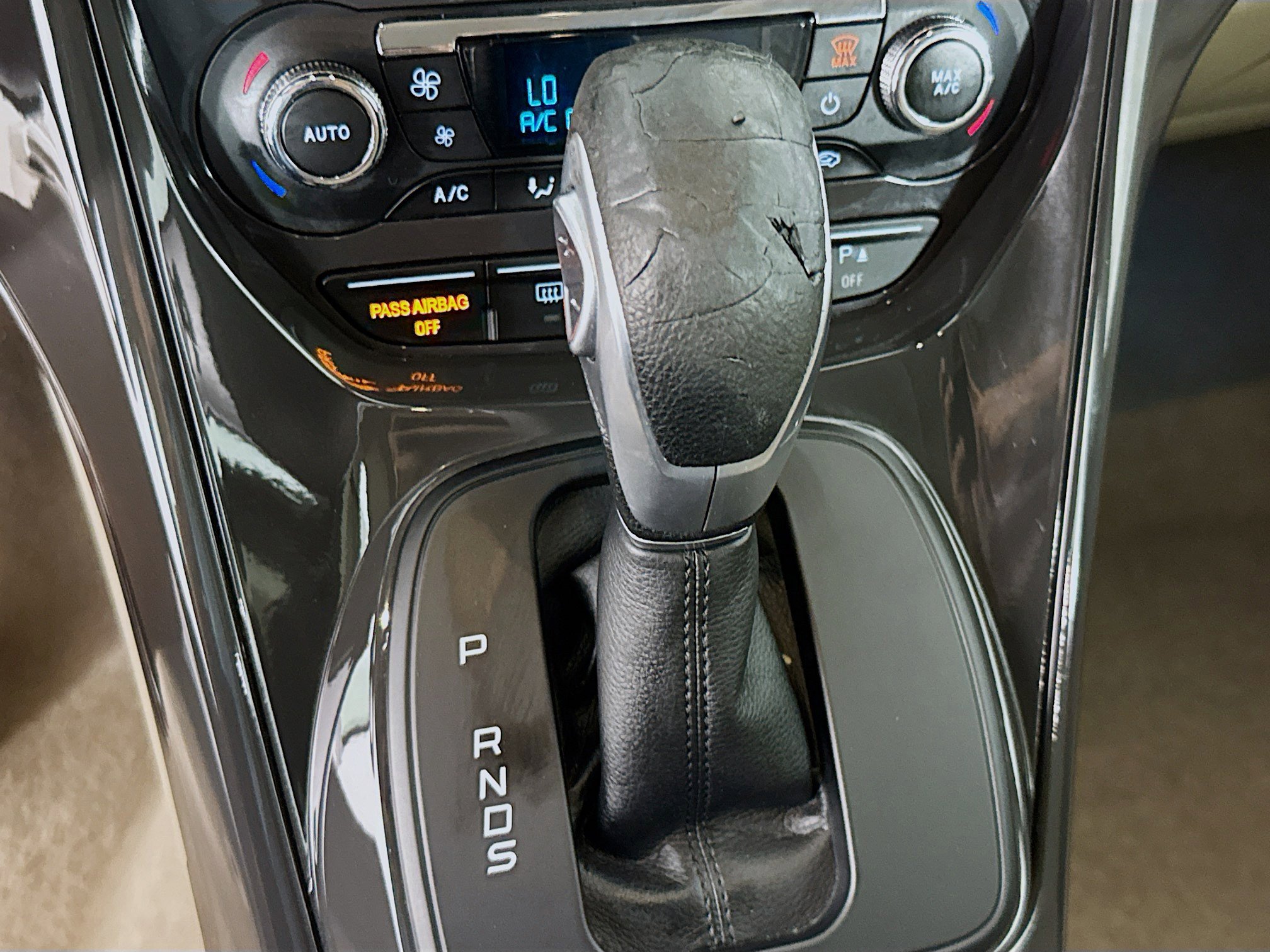Used 2016 Ford Escape Titanium w/ Equipment Group 301A image 19