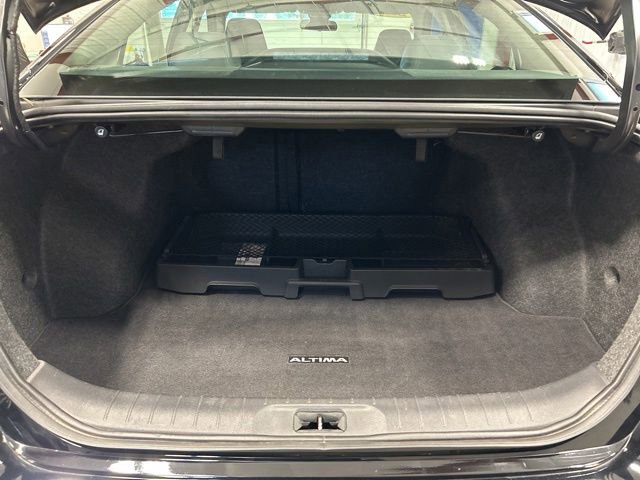 Used 2023 Nissan Altima 2.0 SR FWD image 21