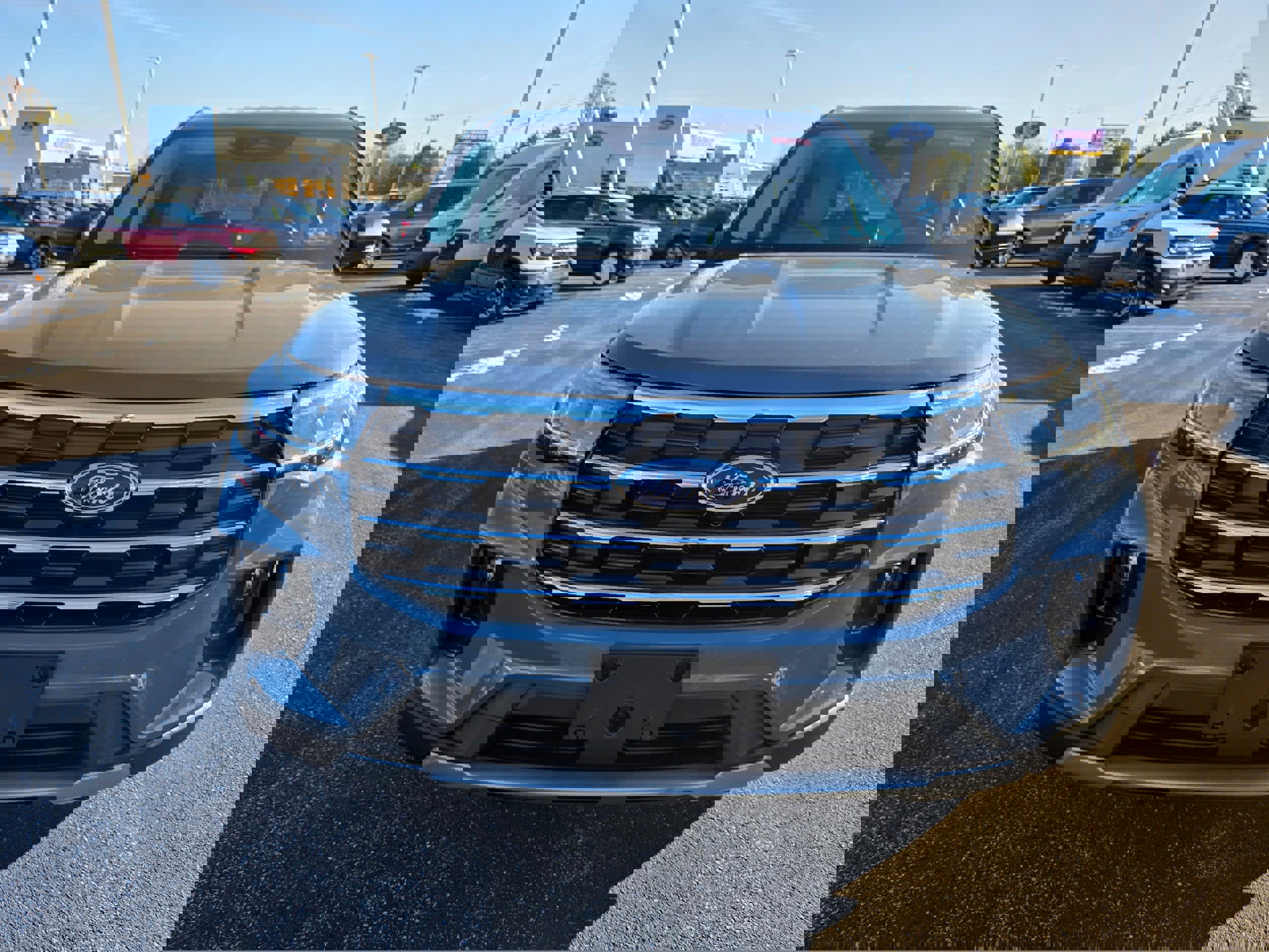 New 2026 Ford Explorer Active w/ Active Comfort Package image 8