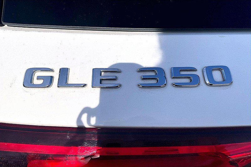 Used 2021 Mercedes-Benz GLE 350 4MATIC w/ Premium Package image 30