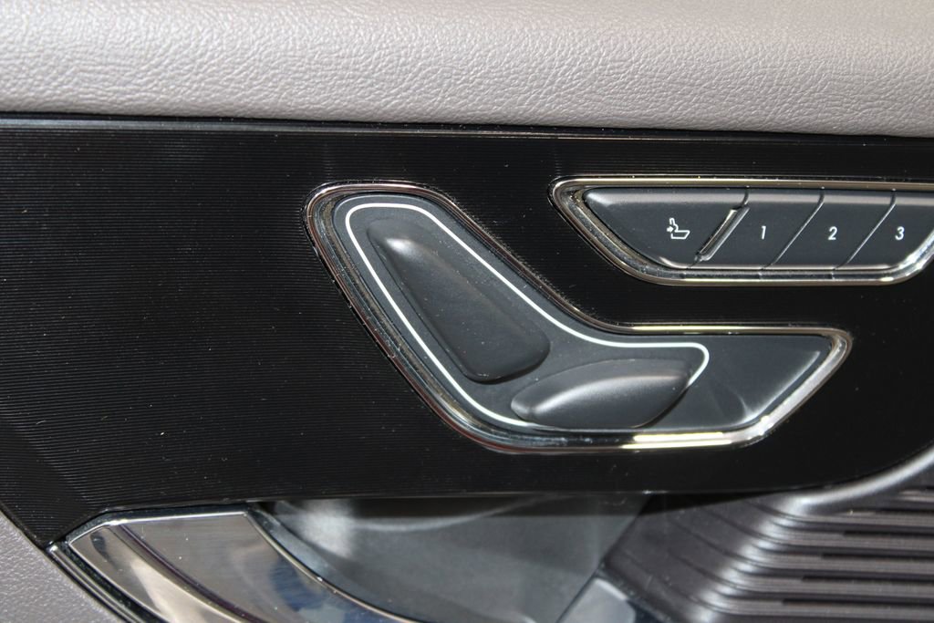 Used 2022 Lincoln Corsair AWD w/ Equipment Group 101A image 21