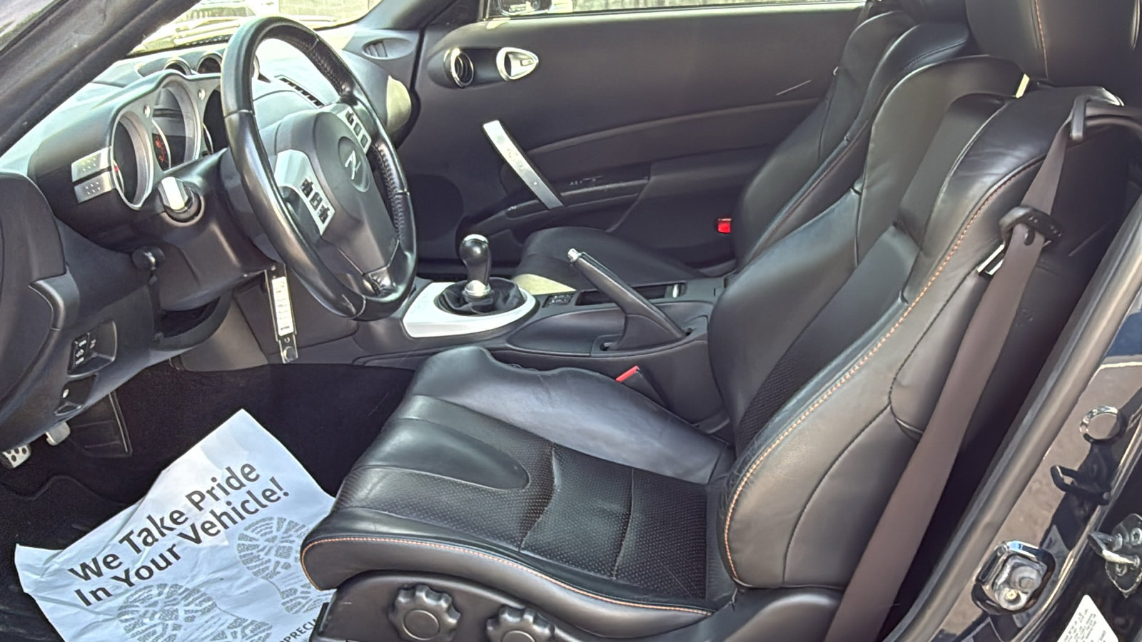 Used 2007 Nissan 350Z Touring RWD image 17