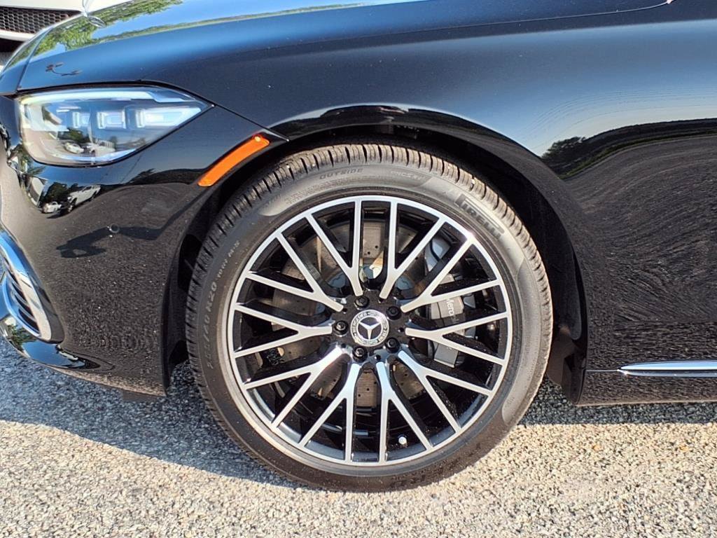 New 2025 Mercedes-Benz S 580 4MATIC Sedan image 13