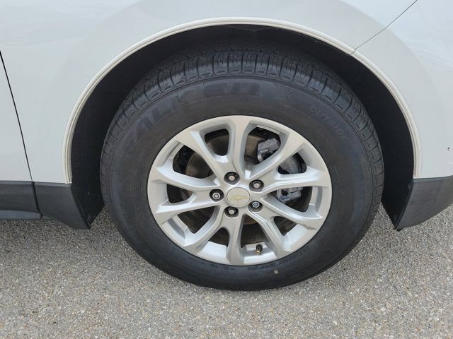 Used 2021 Chevrolet Equinox LS w/ LS Convenience Package FWD image 11