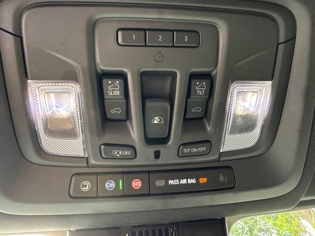 Used 2023 Chevrolet Silverado 1500 ZR2 w/ Technology Package AWD/4WD image 25