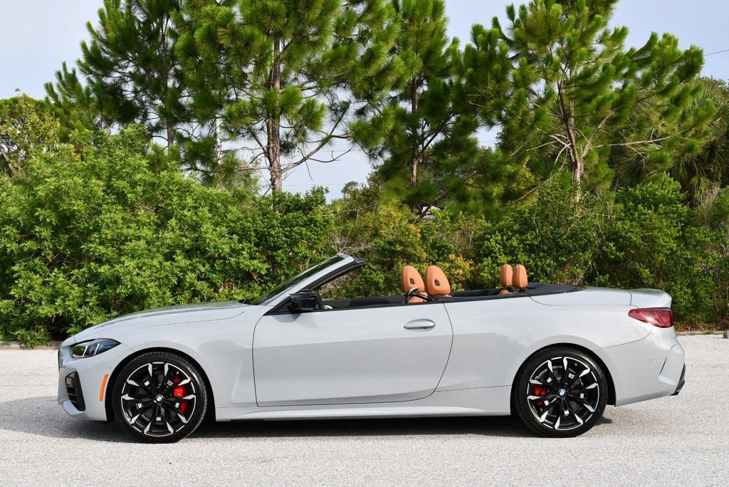 Used 2026 BMW M440i Convertible w/ Premium Package RWD image 34