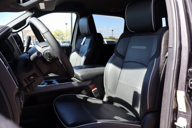 Used 2025 RAM 2500 Laramie w/ Sport Appearance Package image 13