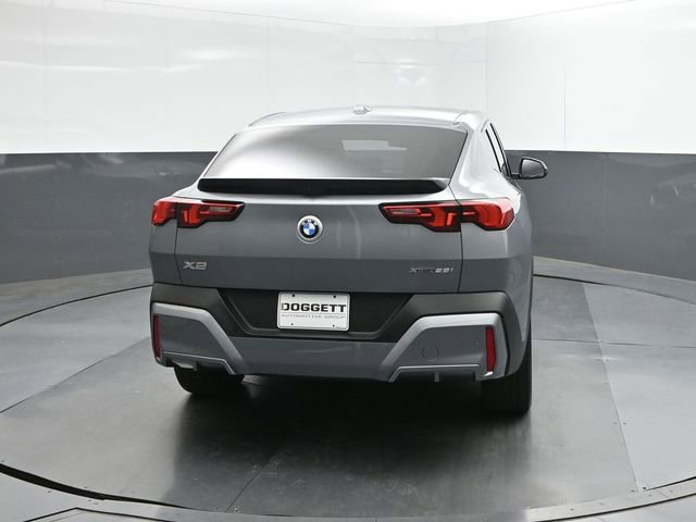 Used 2025 BMW X2 xDrive28i image 8