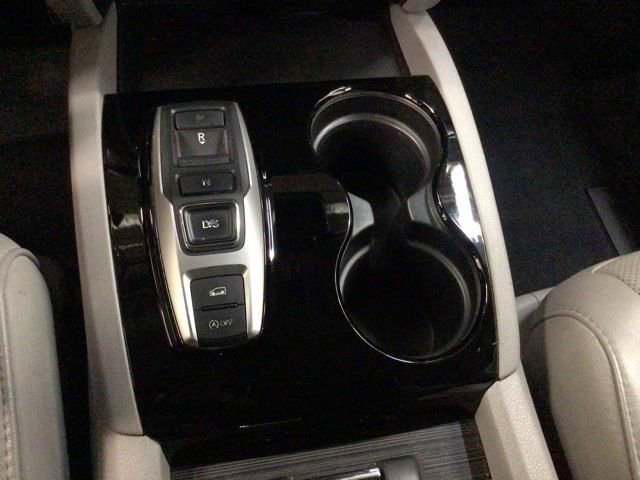 Used 2017 Honda Pilot Elite image 15