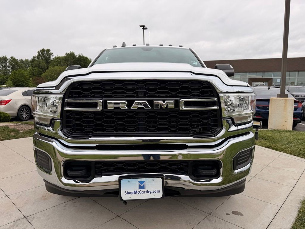 Used 2021 RAM 3500 Tradesman w/ Chrome Appearance Group AWD/4WD image 8