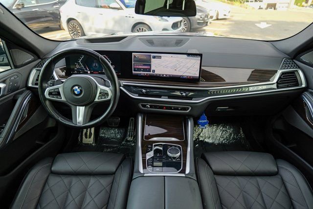 Used 2024 BMW X6 xDrive40i w/ Premium Package image 41