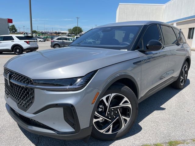 New 2025 Lincoln Nautilus Premier w/ Equipment Group 102A image 2