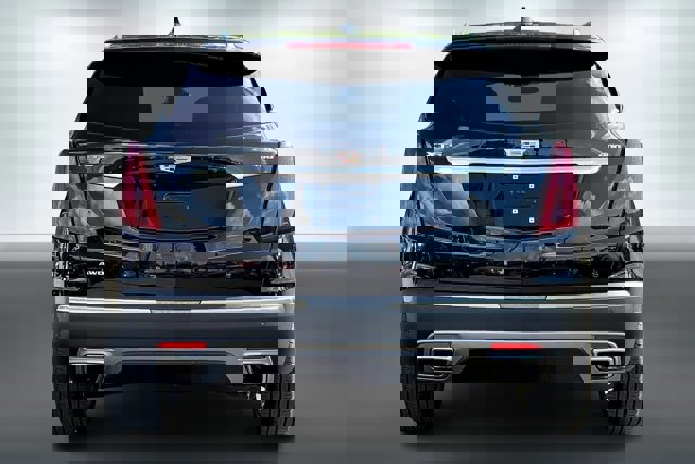 Certified 2025 Cadillac XT5 Premium Luxury image 3