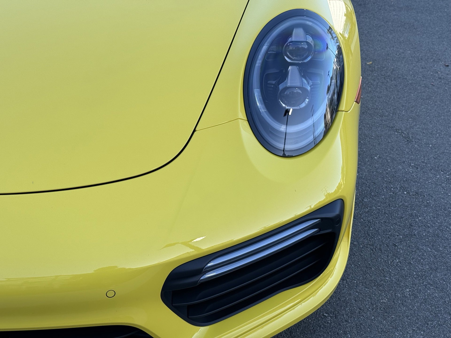 Certified 2019 Porsche 911 Turbo S image 11