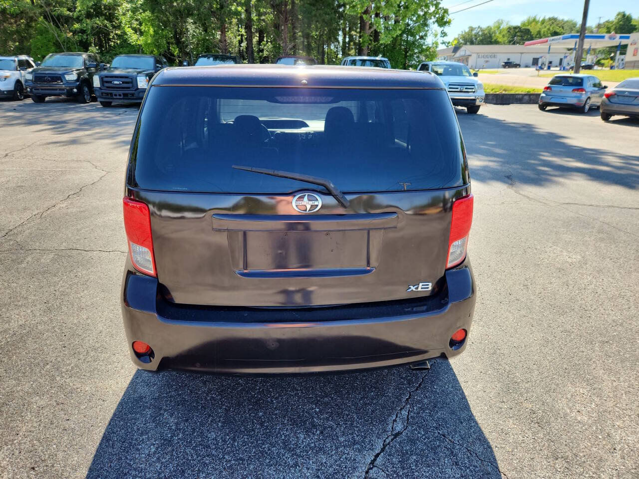 Used 2011 Scion xB FWD image 7