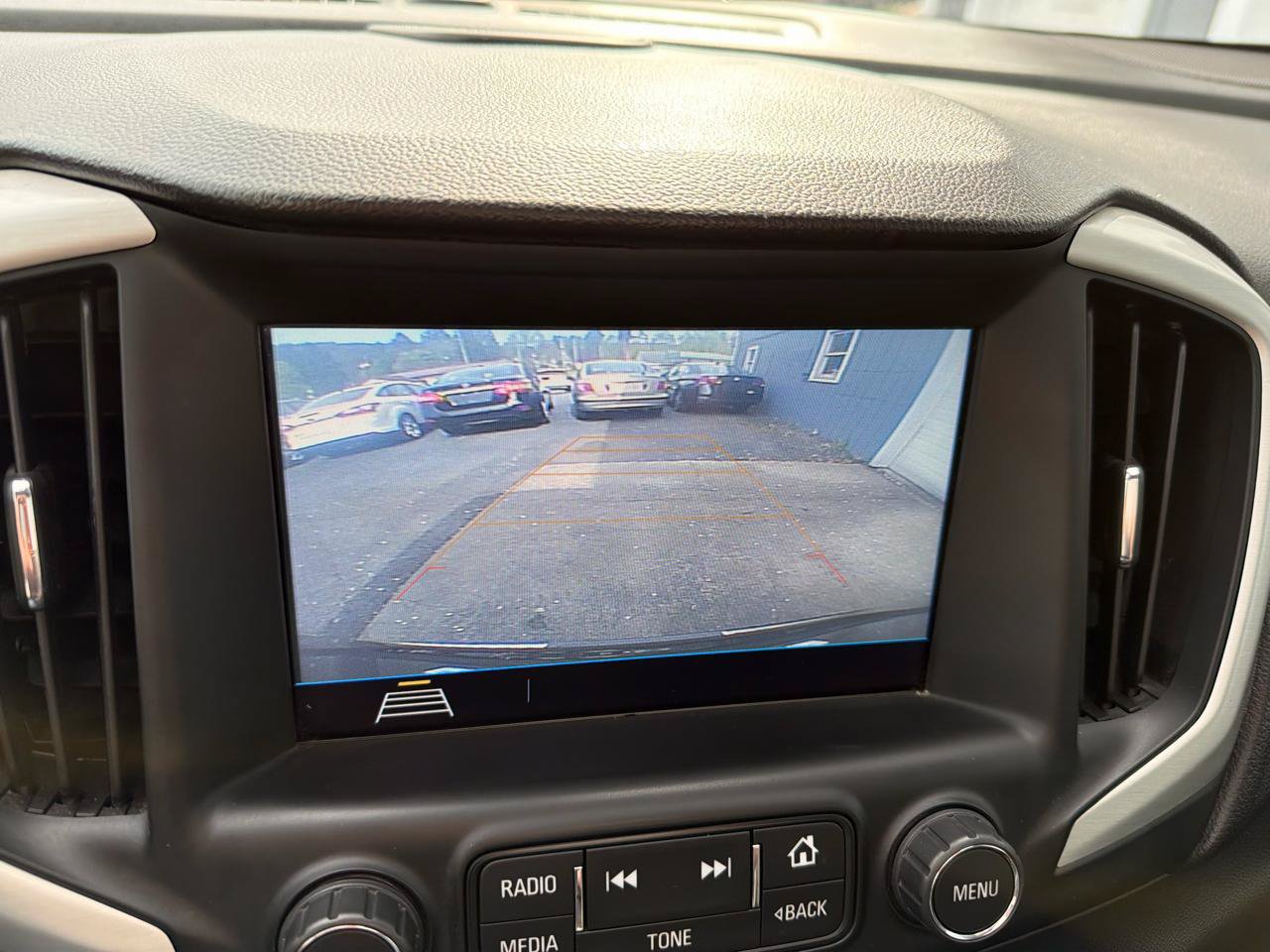 Used 2018 GMC Terrain SLT w/ Infotainment Package II AWD/4WD image 17