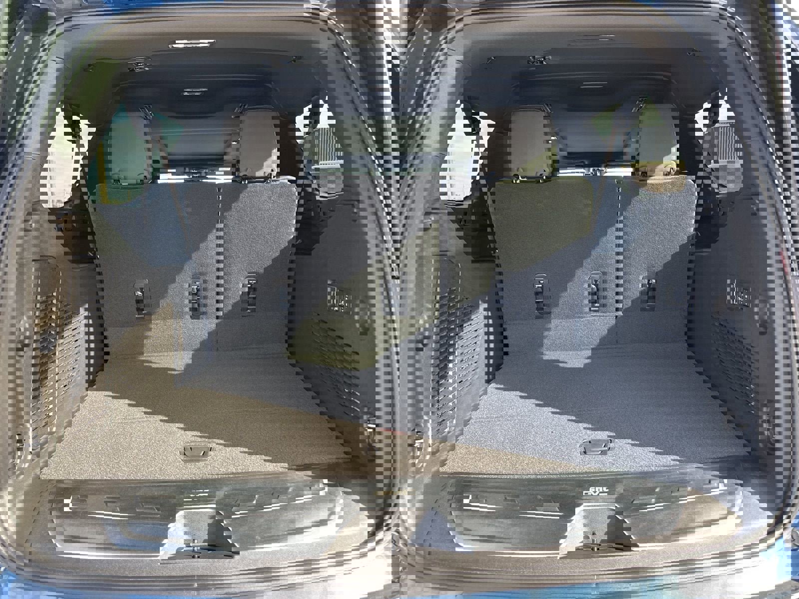 New 2026 GMC Yukon XL Elevation w/ Elevation Premium Package image 14