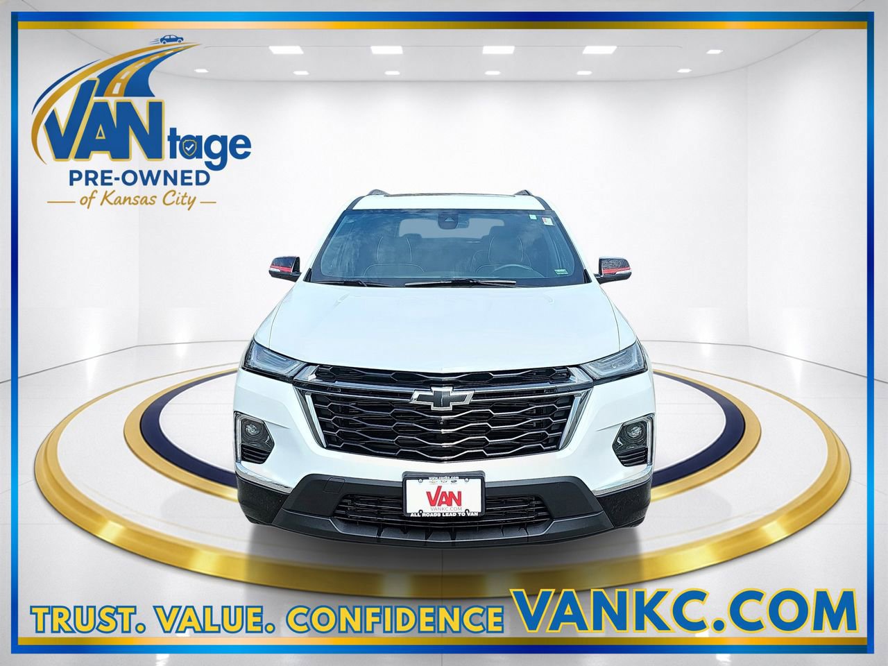 Certified 2023 Chevrolet Traverse Premier w/ Redline Edition image 2