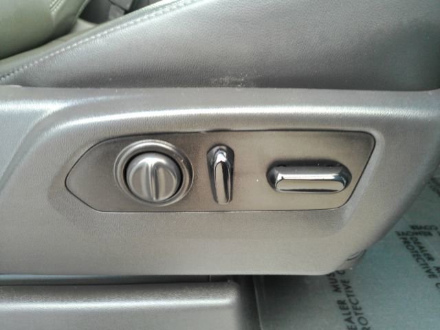 Used 2020 Chevrolet Silverado 3500 LTZ w/ LTZ Texas Edition image 20