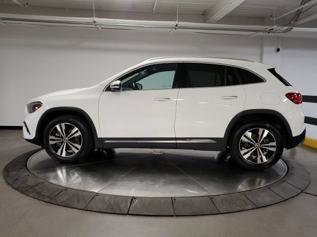 Used 2025 Mercedes-Benz GLA 250 4MATIC image 5