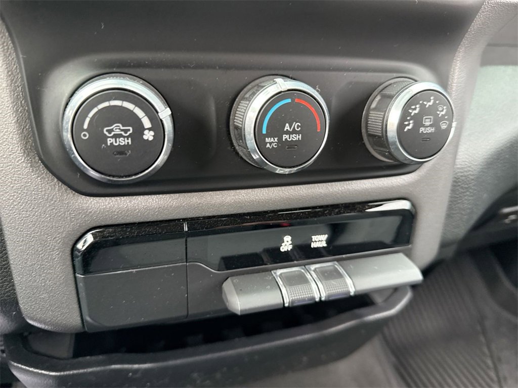 Used 2020 RAM 1500 Big Horn image 18