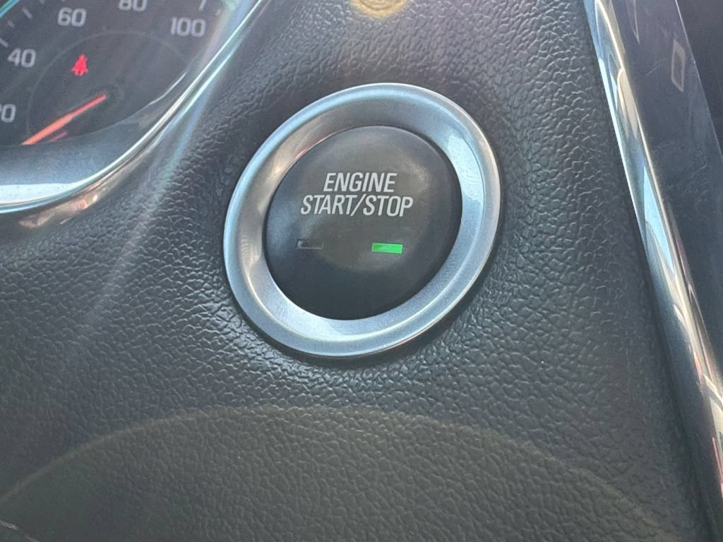 Used 2023 Chevrolet Traverse LT AWD/4WD image 36