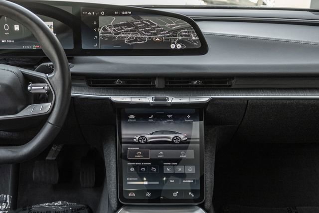 Used 2024 Lucid Air Touring image 7